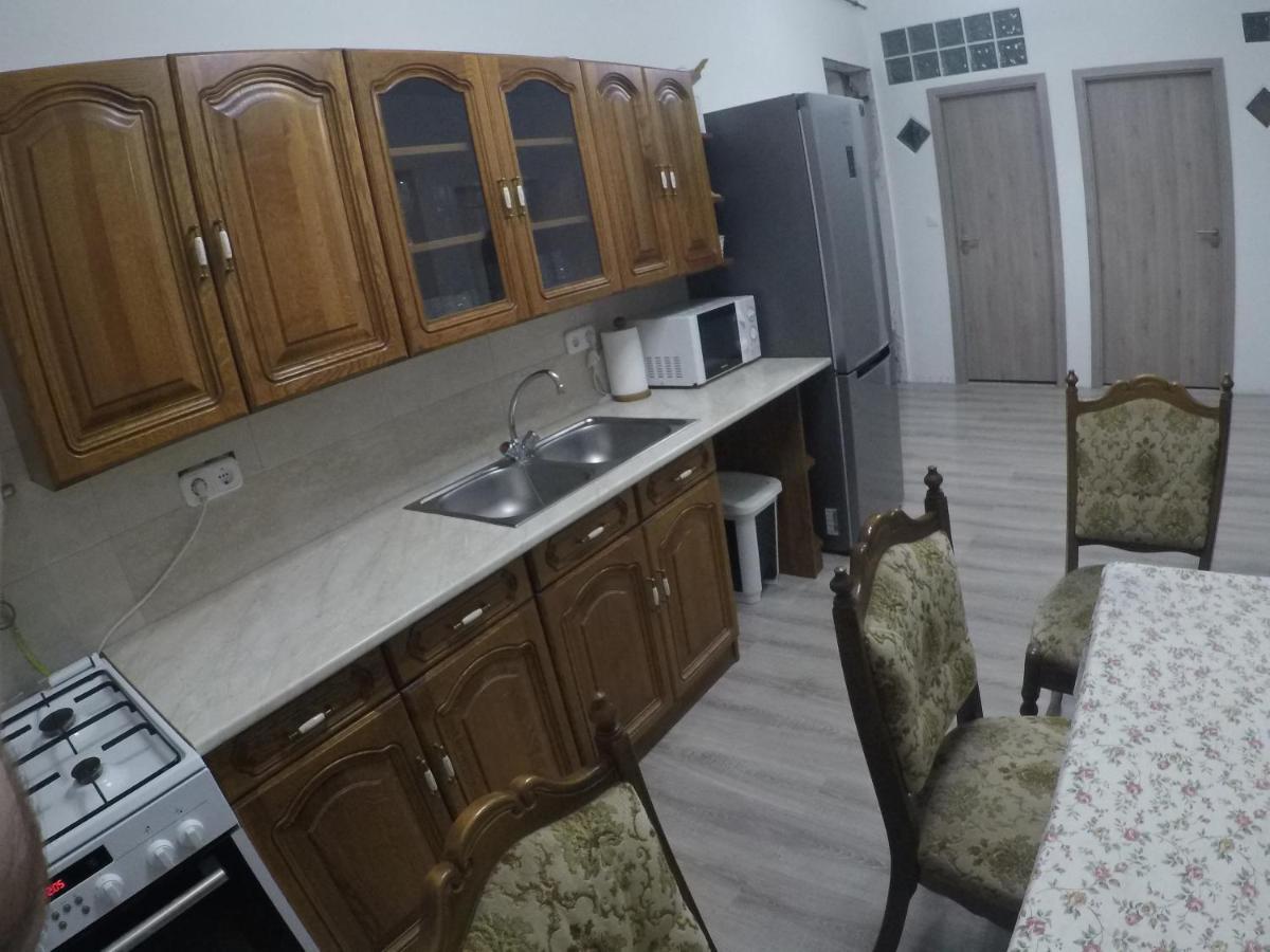 Balcsi1 Appartement Balatonfůzfő Buitenkant foto