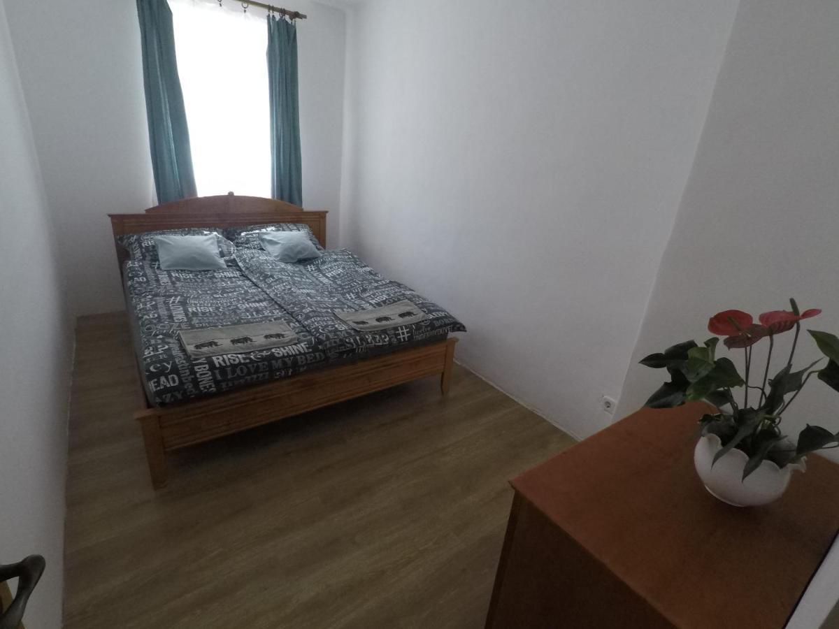 Balcsi1 Appartement Balatonfůzfő Buitenkant foto