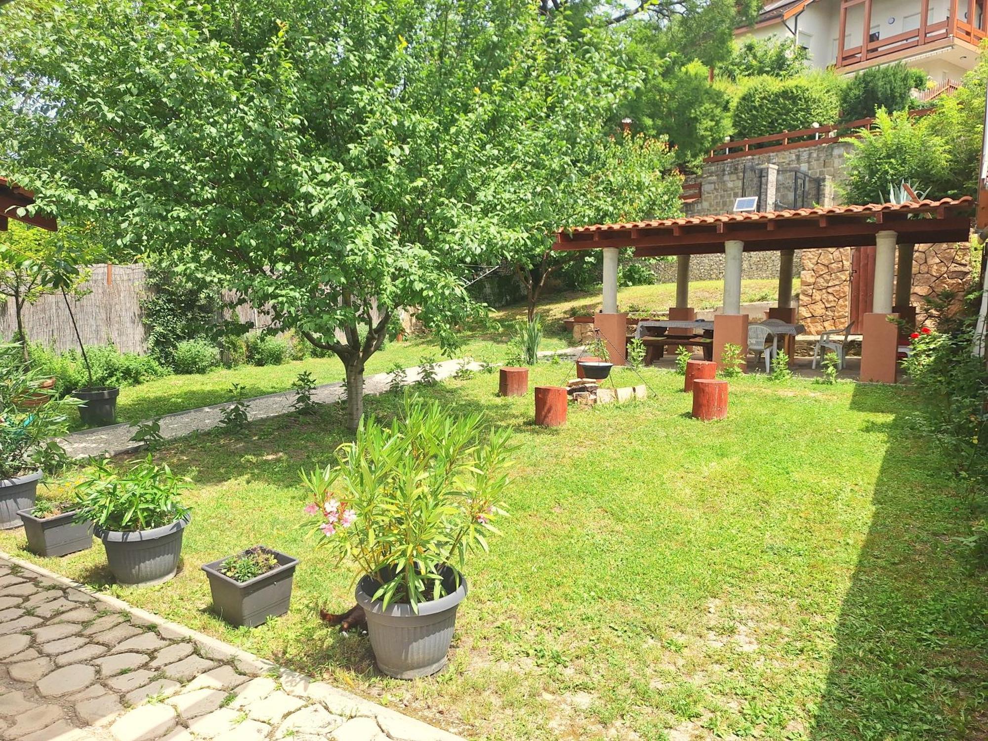 Balcsi1 Appartement Balatonfůzfő Buitenkant foto