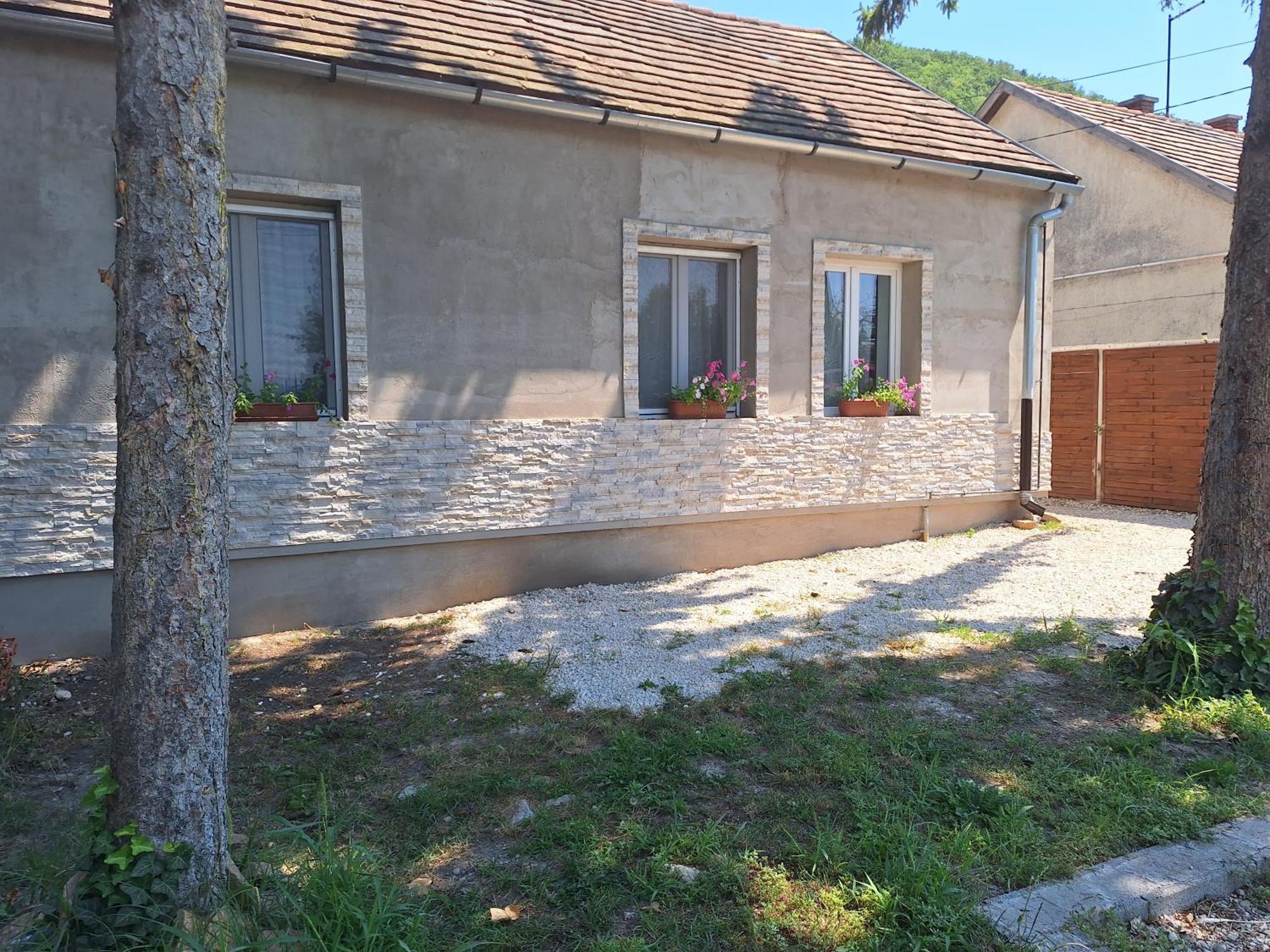 Balcsi1 Appartement Balatonfůzfő Buitenkant foto