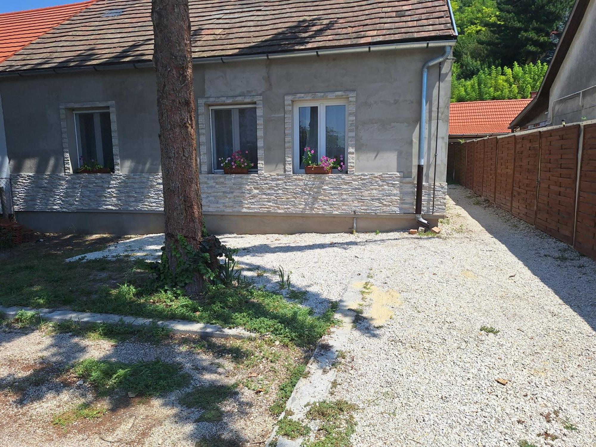 Balcsi1 Appartement Balatonfůzfő Buitenkant foto